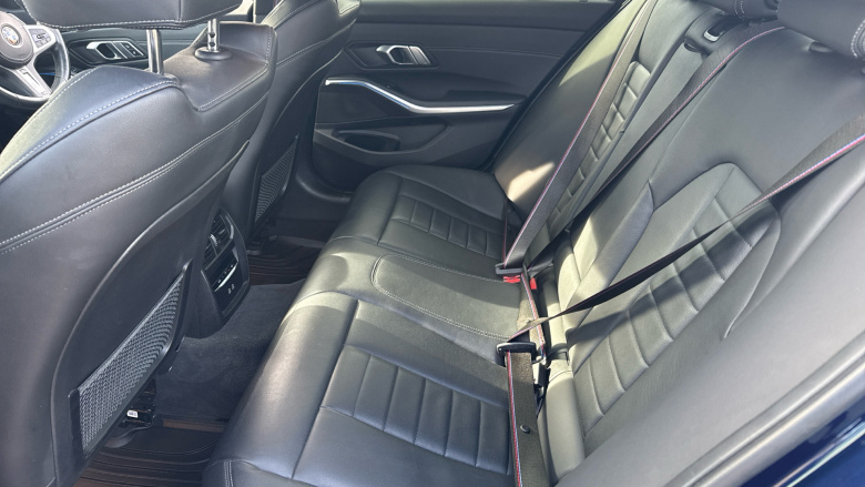 BMW 3 Series 330e M Sport Pro Edition 4dr Step Auto Saloon